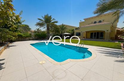 Villa - 4 Bedrooms - 5 Bathrooms for rent in District 3 - Jumeirah Park - Dubai