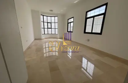 فيلا - 5 غرف نوم - 5 حمامات للايجار في فلل الجميرا 1 - جميرا 1 - جميرا - دبي