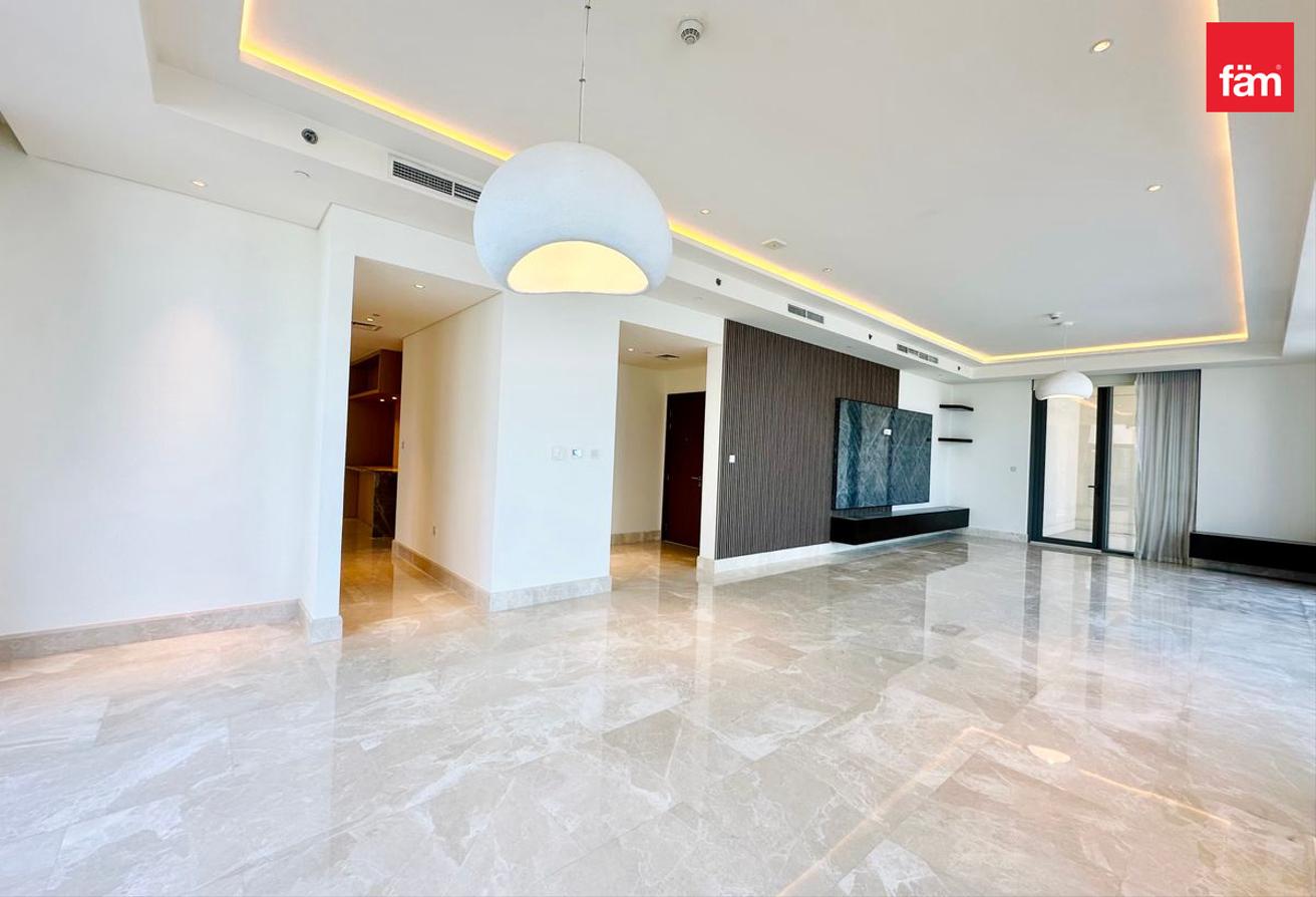 Penthouse | Vacant | Luxurious | Creek & Burj View photo 6