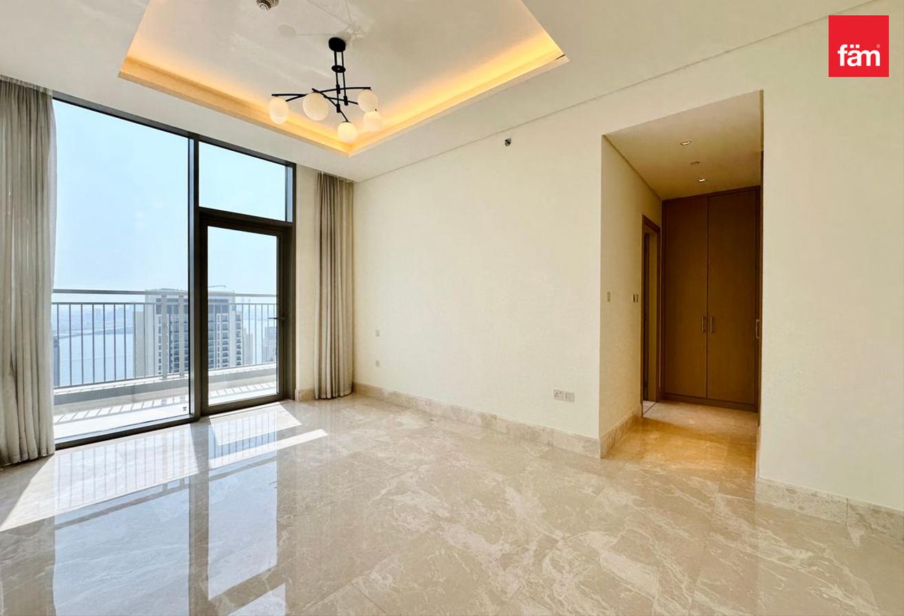 Penthouse | Vacant | Luxurious | Creek & Burj View photo 22