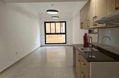 Apartment - Studio - 1 for rent in Al Karama - Dubai Apartment - Studio - 1 for rent in Al Karama - Dubai