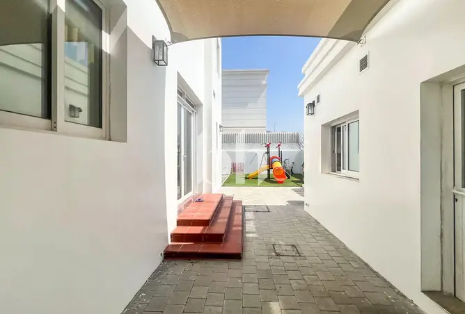 156005053 - Property Image 3