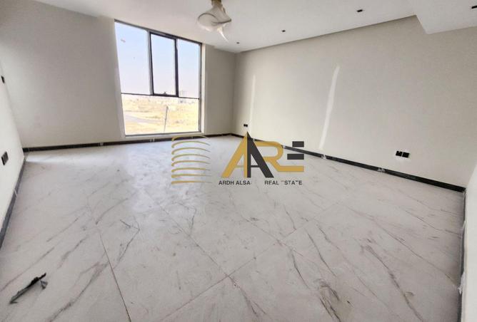 105539209 - Property Image 3