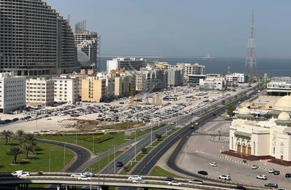 Apartment - 3 - 4 for rent in Al Majaz 3 - Al Majaz - Sharjah
