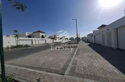 Villa - 4 Bedrooms - 5 Bathrooms for rent in Fay Al Reeman II - Al Shamkha - Abu Dhabi