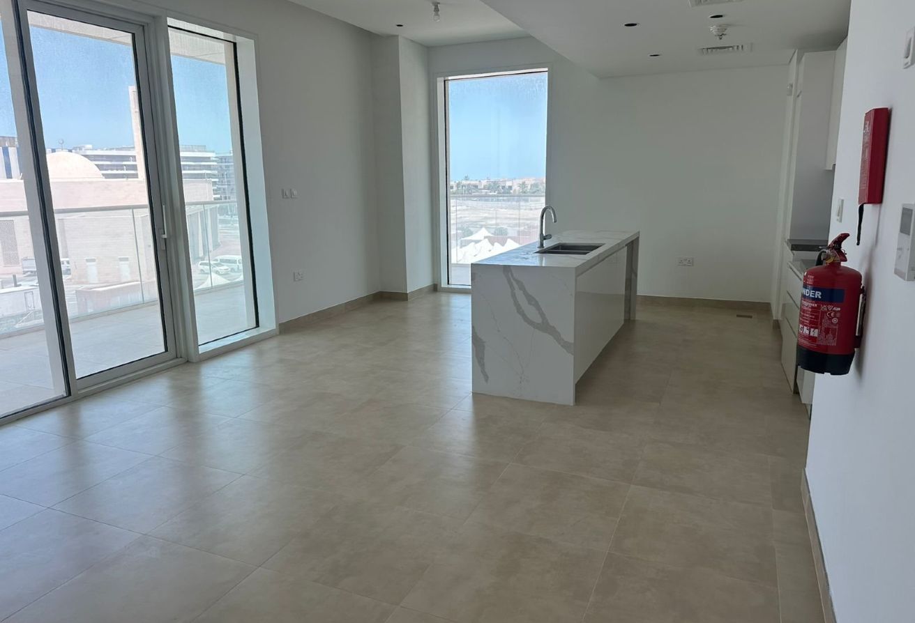 Huge Balcony | Beach Access | Spacious Apt