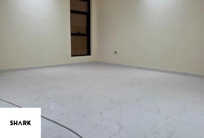 74234970 - Property Image 2