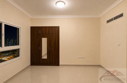 Apartment - 1 Bedroom - 2 Bathrooms for rent in Muwaileh 29 Building - Muwaileh - Sharjah