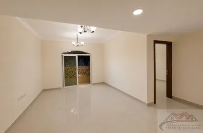Apartment - 1 Bedroom - 2 Bathrooms for rent in Muwaileh 29 Building - Muwaileh - Sharjah