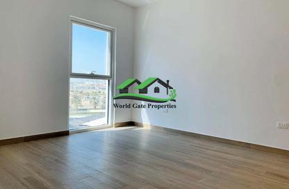 Apartment - 3 Bedrooms - 3 Bathrooms for sale in Waters Edge - Yas Island - Abu Dhabi