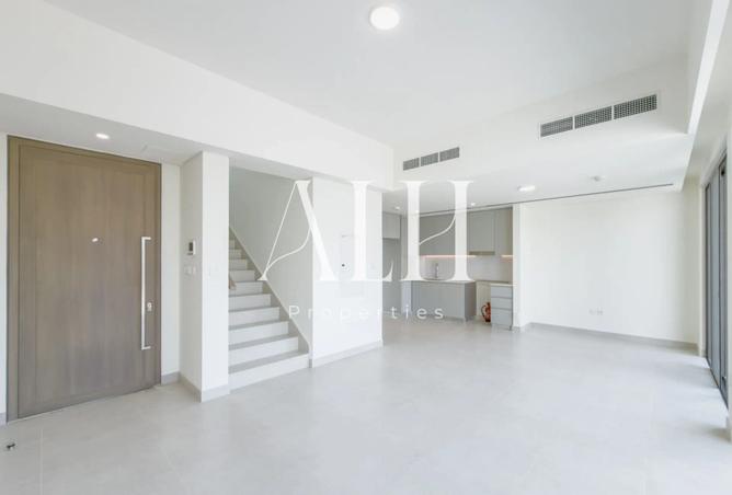 74624795 - Property Image 3