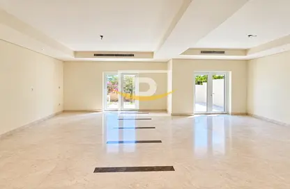 تاون هاوس - 3 غرف نوم - 4 حمامات للايجار في فيلات طراز دبي - القرية الشمالية - الفرجان - دبي