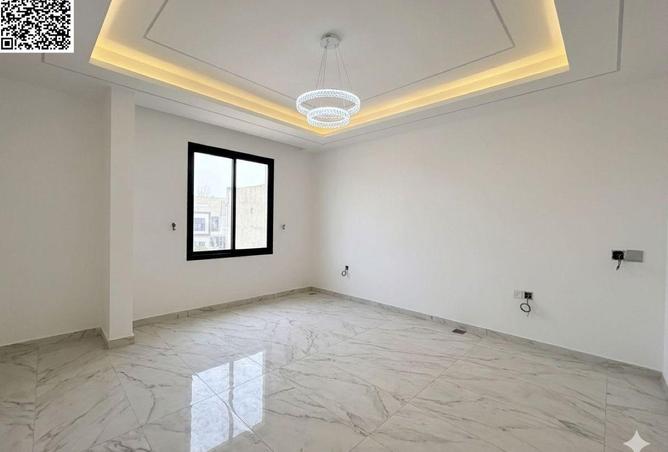 87025567 - Property Image 3