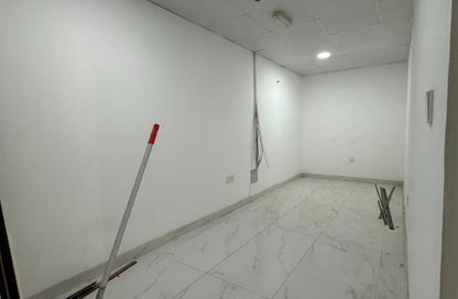 Office Space - Studio - 1 Bathroom for rent in Al Rashidiya Towers - Al Rashidiya - Ajman Downtown - Ajman