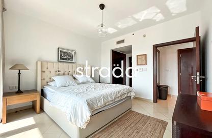 Apartment - 1 - 2 for rent in Golf Tower 3 - Golf Towers - The Views - Dubai
