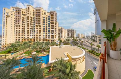 Apartment - 2 - 3 for sale in Marina Residences 4 - Marina Residences - Palm Jumeirah - Dubai