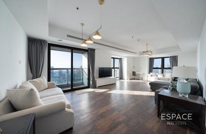 Apartment - 3 Bedrooms - 4 Bathrooms for sale in Princess Tower - Dubai Marina - Dubai