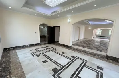 Villa - 4 Bedrooms - 6 Bathrooms for rent in Al Aweer 1 - Al Aweer - Dubai