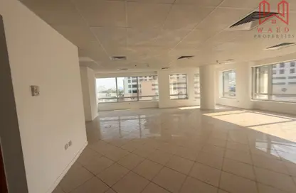 Office Space - Studio - 1 Bathroom for rent in Port Saeed Building - Port Saeed - Deira - Dubai