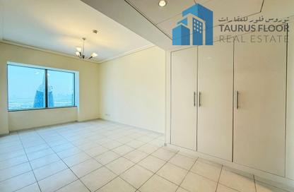 Apartment - 3 Bedrooms - 2 Bathrooms for rent in 21st Century Tower - Sheikh Zayed Road - Dubai