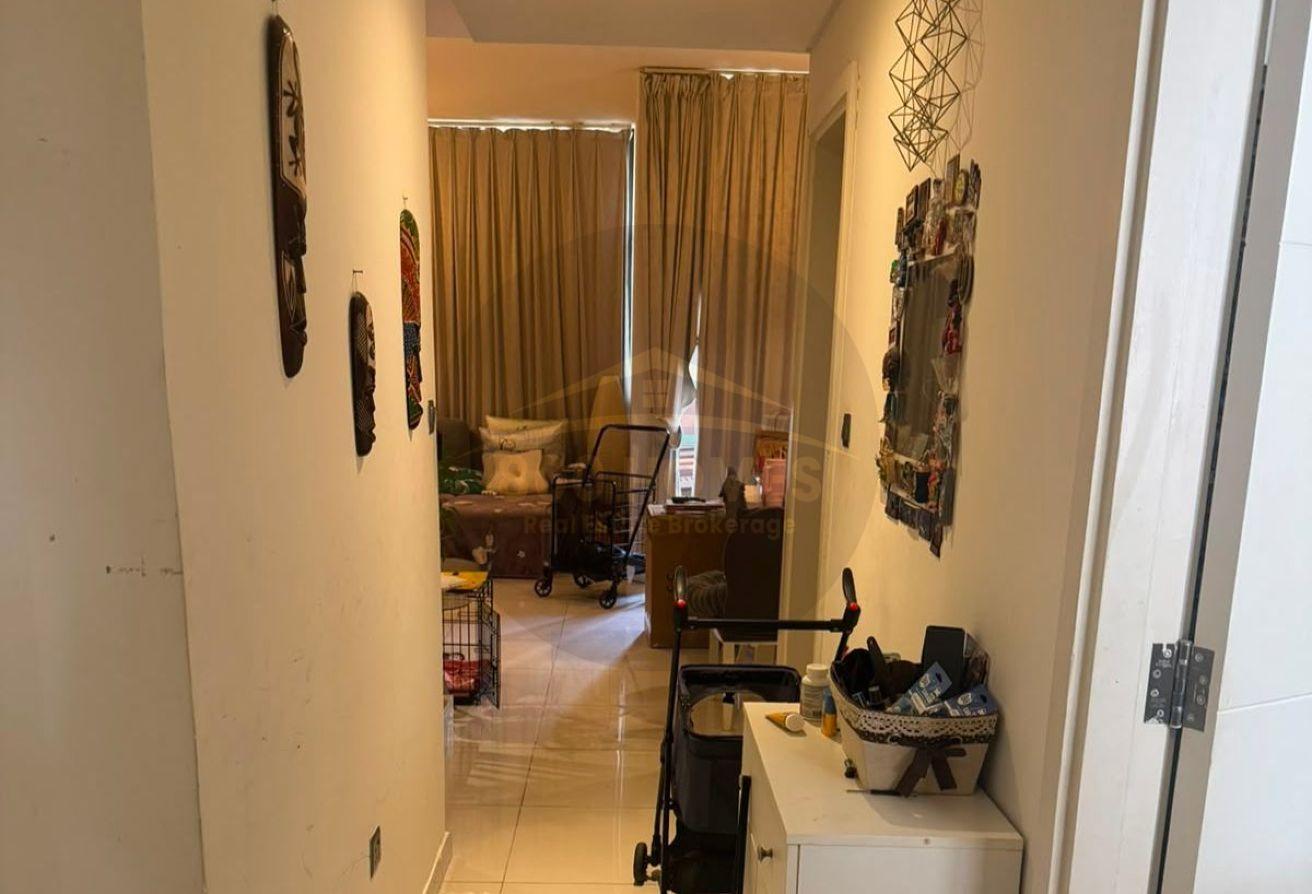 Upgraded Townhouse | Private Garden | 2Car Parking photo 7