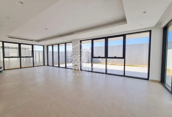 145504572 - Property Image 3