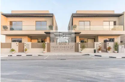 Villa - 4 Bedrooms - 6 Bathrooms for sale in Al Furjan - Dubai