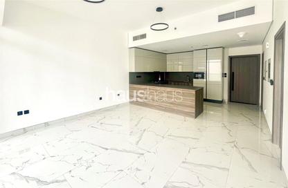 Apartment - 1 Bedroom - 2 Bathrooms for rent in Royal Regency - Business Bay - Dubai