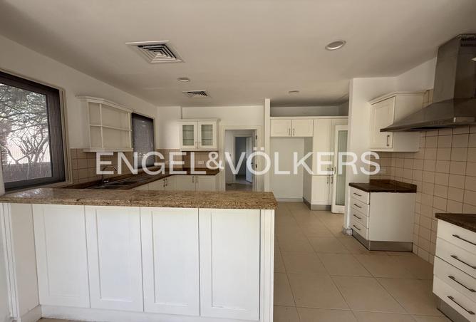 92247086 - Property Main Image