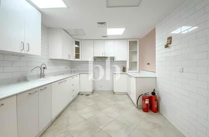 Apartment - 3 Bedrooms - 4 Bathrooms for rent in Shakespeare Circus 2 - Shakespeare Circus - Motor City - Dubai
