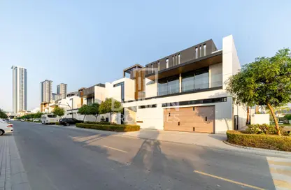 Villa - 5 Bedrooms - 6 Bathrooms for sale in Sobha Hartland Villas - Phase III - Sobha Hartland Villas - Sobha Hartland - Mohammed Bin Rashid City - Dubai