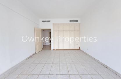 Apartment - 2 Bedrooms - 2 Bathrooms for rent in Mankhool Building - Al Mankhool - Bur Dubai - Dubai