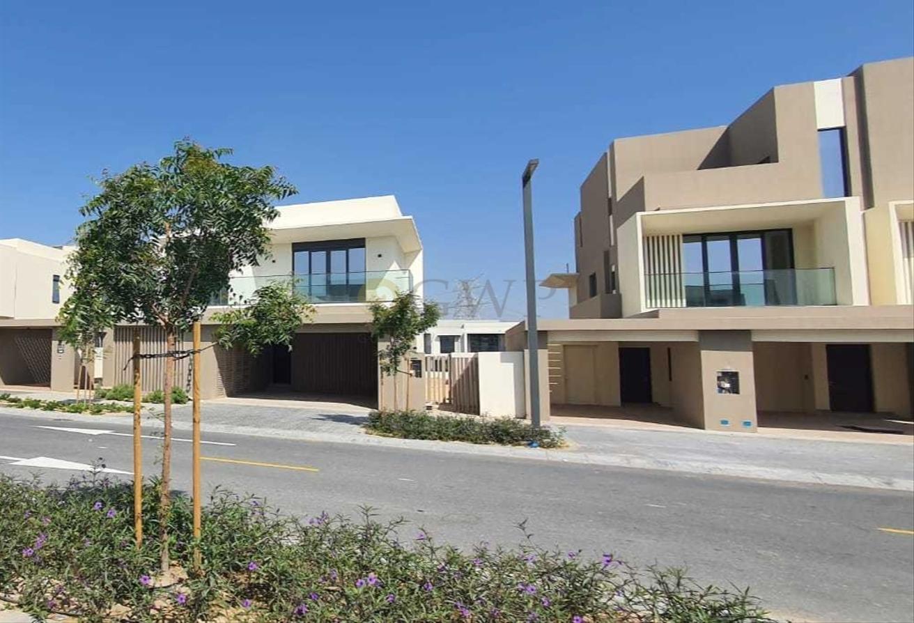Private Pool Modern |Brand New | Ready to Move in photo 13