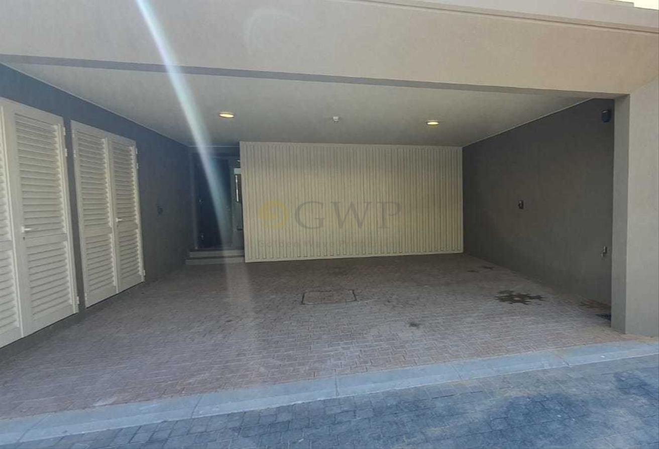 Private Pool Modern |Brand New | Ready to Move in photo 10