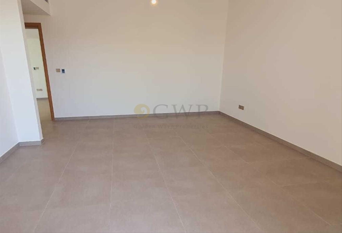 Private Pool Modern |Brand New | Ready to Move in photo 9