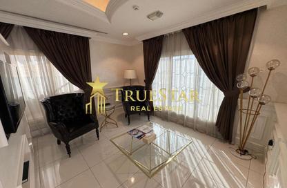 Villa - Studio - 3 Bathrooms for rent in Umm Suqeim 2 Villas - Umm Suqeim 2 - Umm Suqeim - Dubai