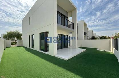Townhouse - 4 - 4 for sale in Shams Townhouses - Town Square - Dubai