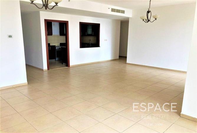 77372842 - صورة العقار 3