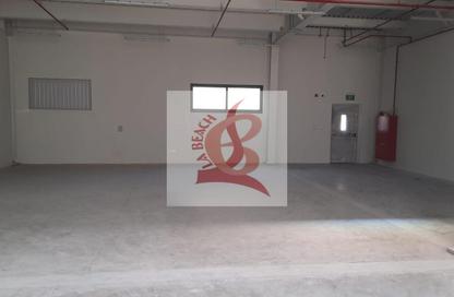 Warehouse - Studio - 1 for rent in Ras Al Khor Industrial 3 - Ras Al Khor - Dubai