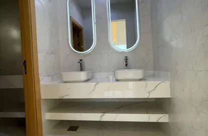 Villa - 5 Bedrooms - 7+ Bathrooms for rent in Al Helio 1 - Al Helio - Ajman