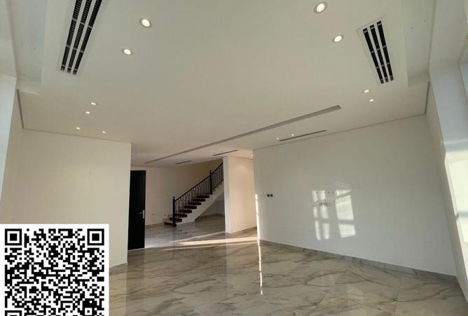 73113454 - Property Image 3