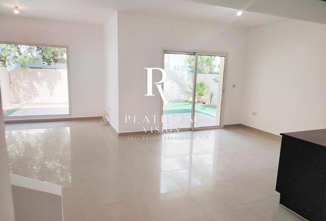 113242500 - Property Image 3