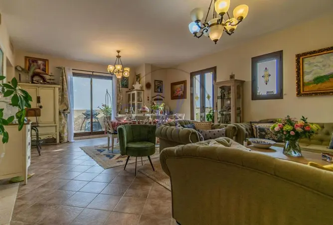157797404 - Property Image 2