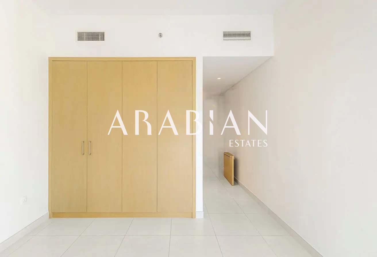 Pool View | Vacant in October | Great Location photo 6