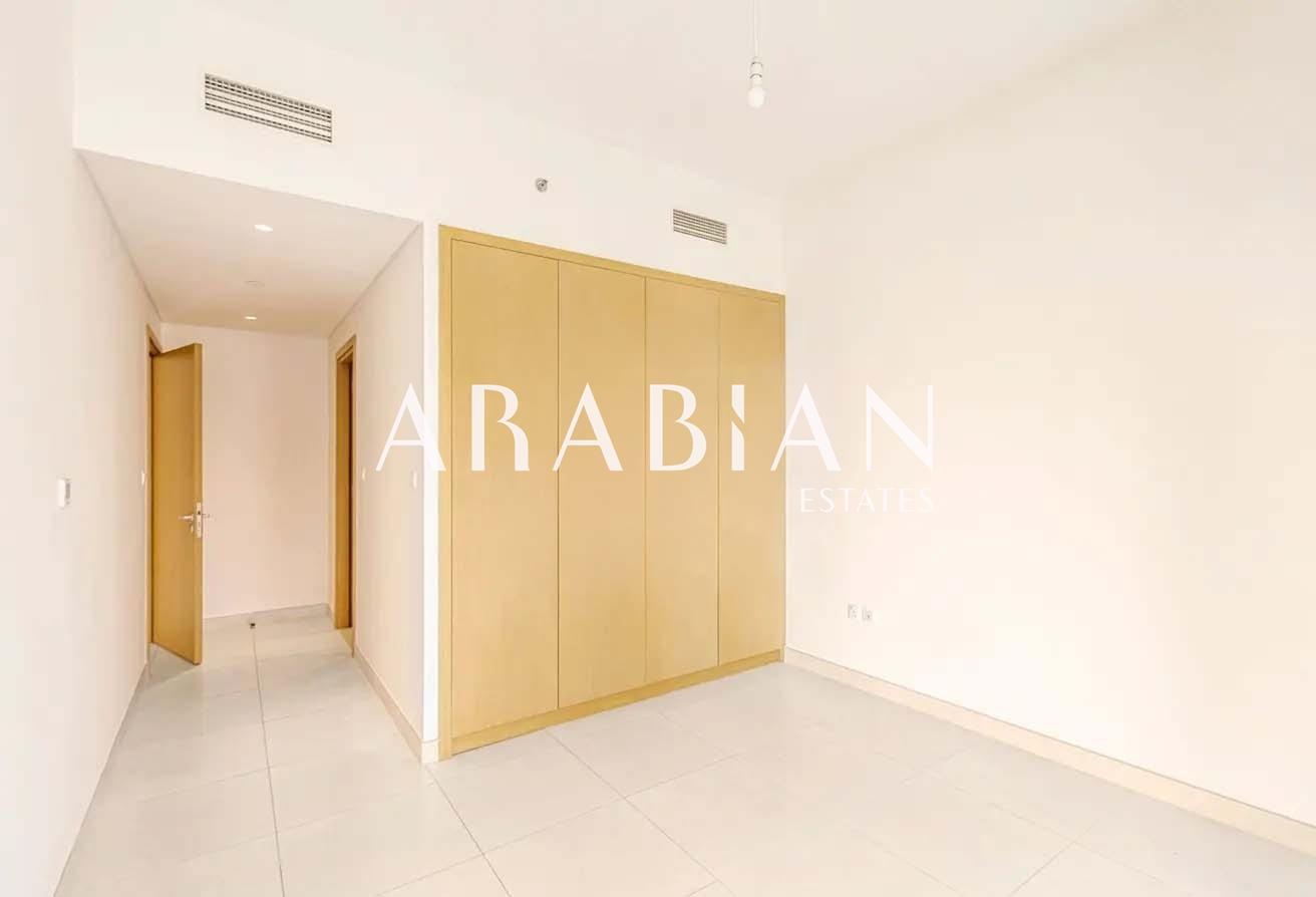 Pool View | Vacant in October | Great Location photo 7