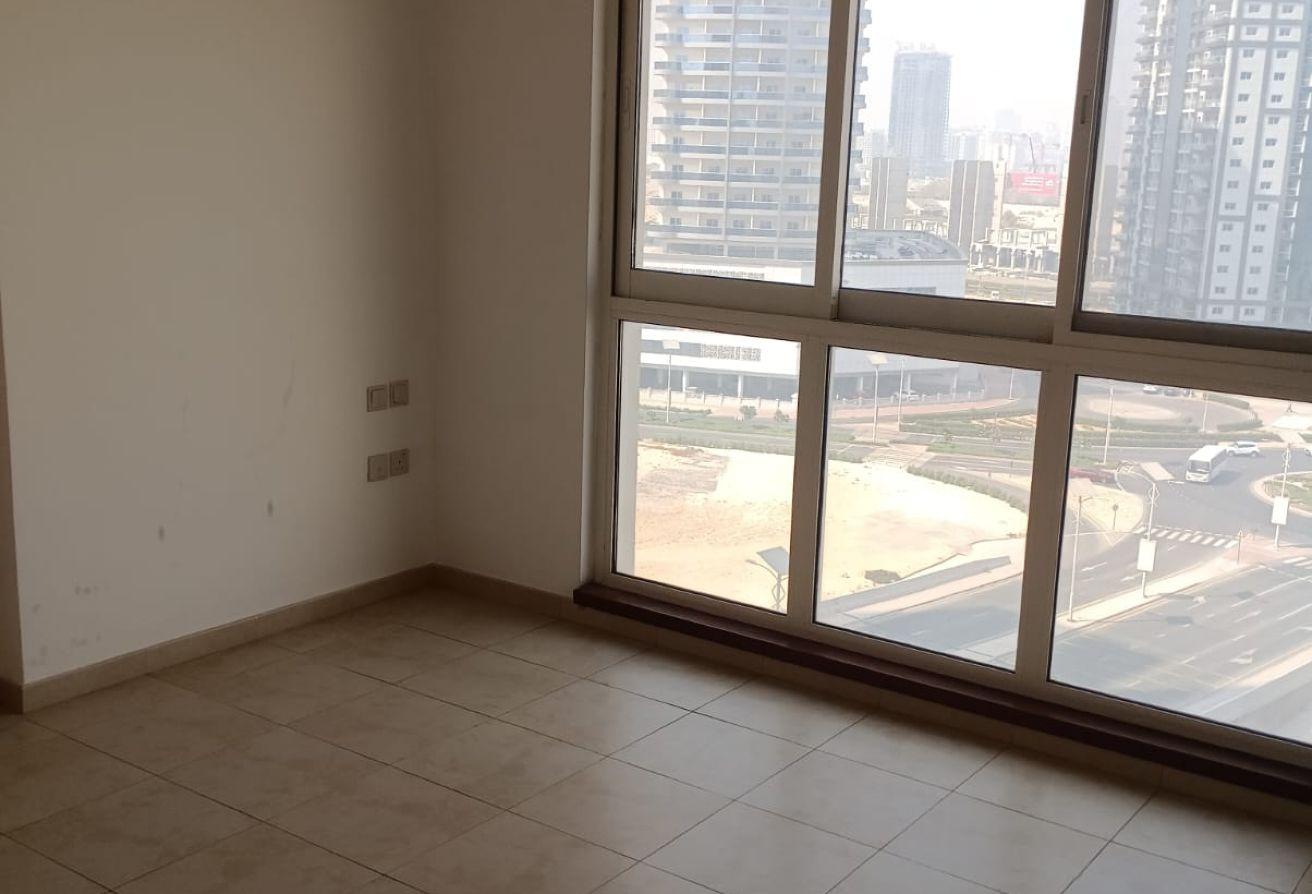 HIGHER FLOOR - BIGGEST LAYOUT - SCENIC CANAL VIEW photo 11