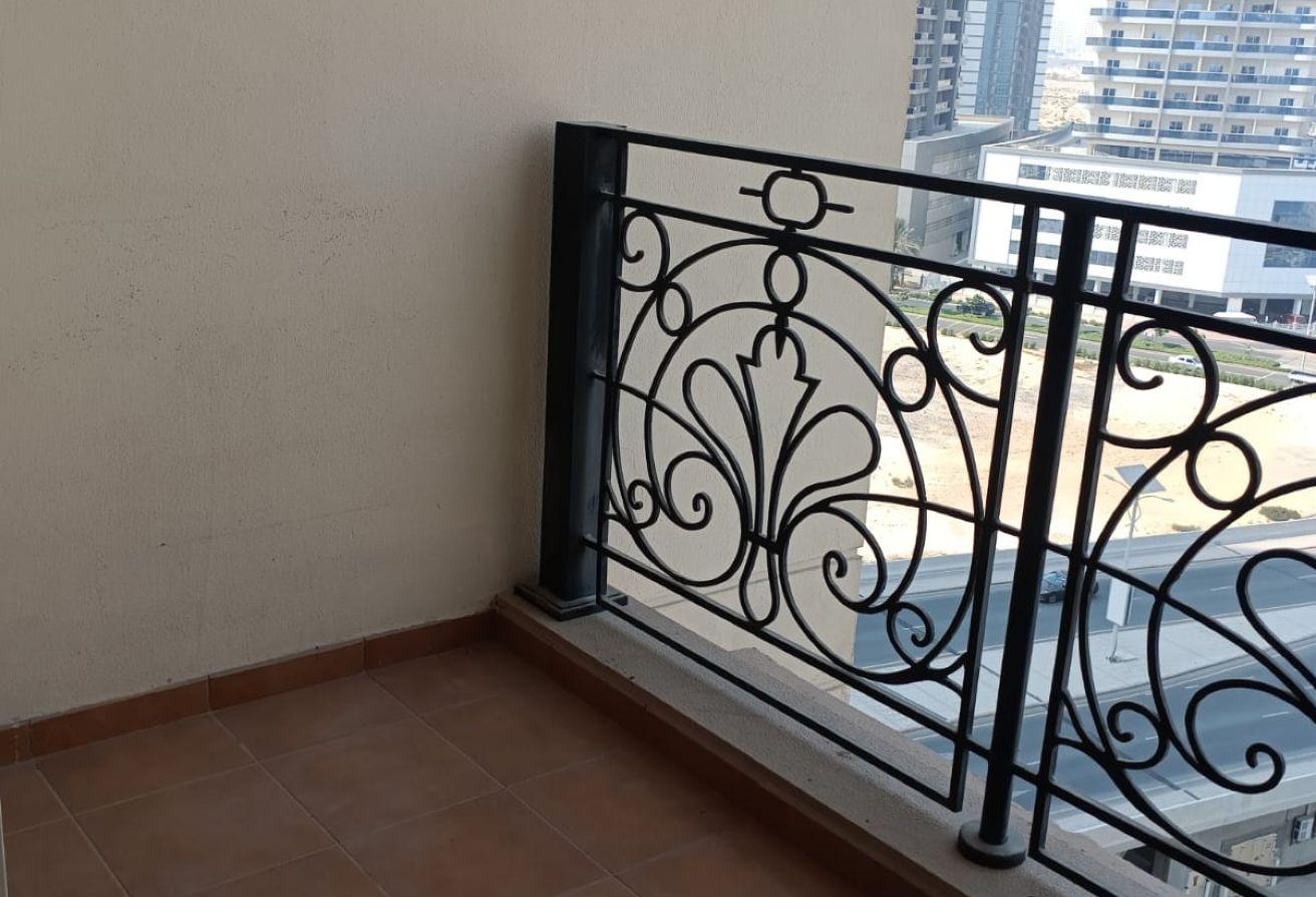 HIGHER FLOOR - BIGGEST LAYOUT - SCENIC CANAL VIEW photo 5