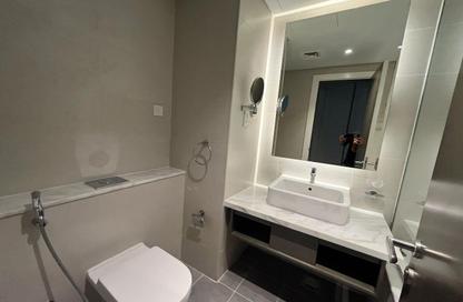 Apartment - 1 Bedroom - 2 Bathrooms for rent in Damac Maison Prive A - Damac Maison Prive - Business Bay - Dubai