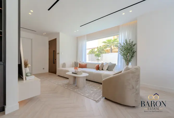 161429102 - Property Image 3