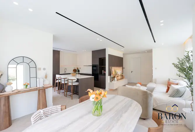 161429102 - Property Image 2
